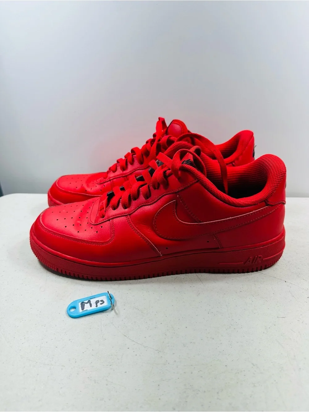 Nike Men’s Air Force 1 Low — Red size 11,5